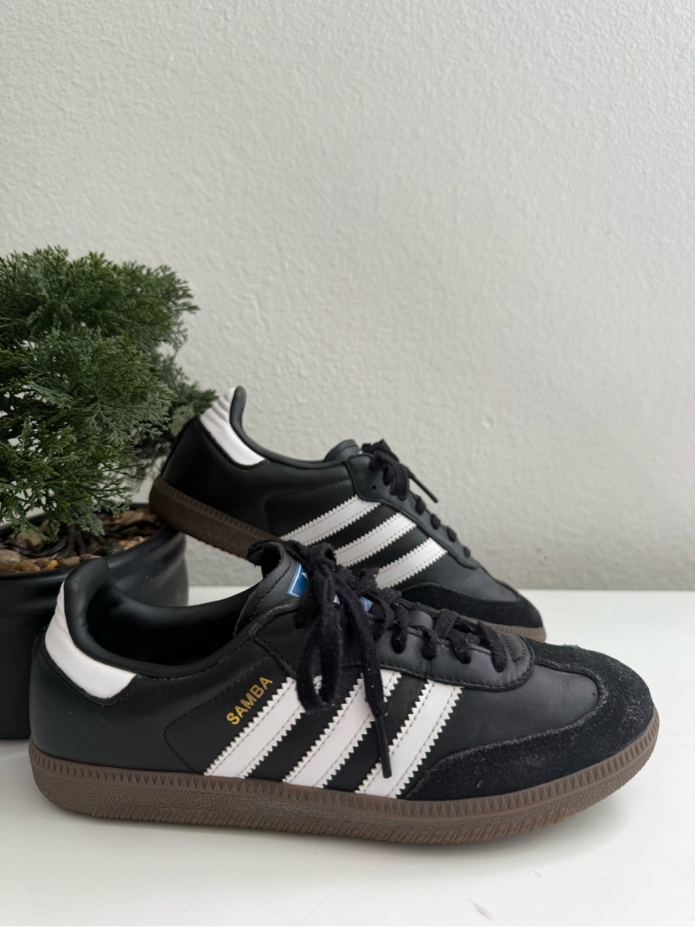 adidas Samba OG women size 5 Black White Gum Women's Sneakers - Picture 2 of 8